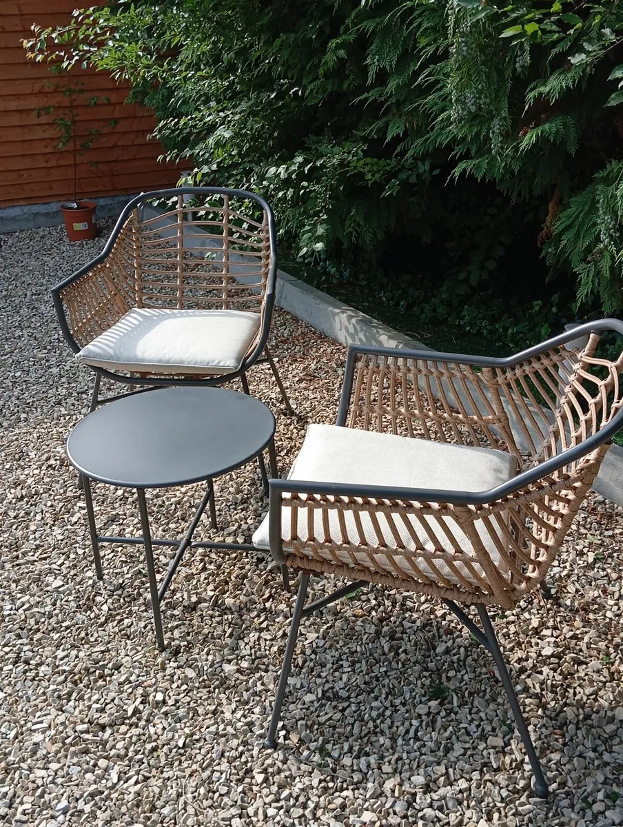 Garden furniture - Image 2