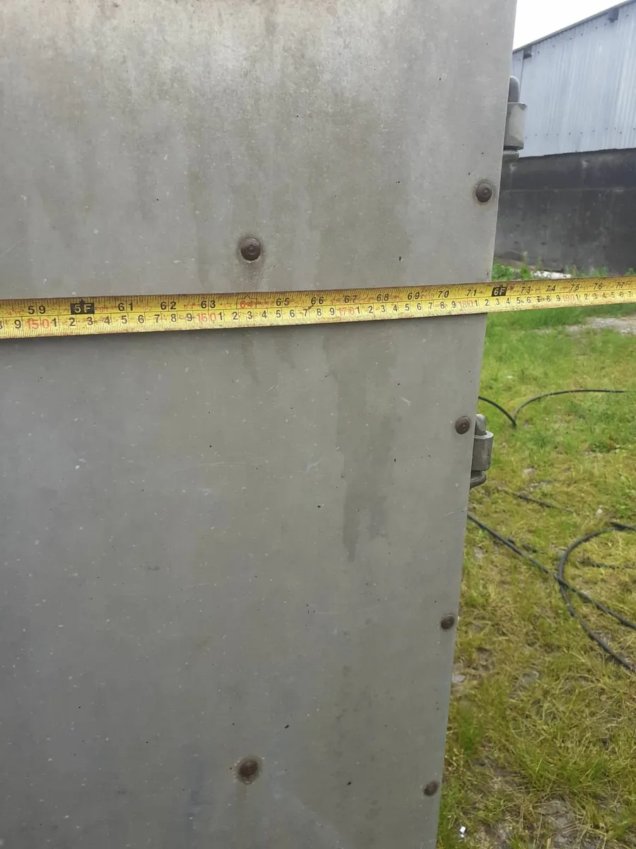 Cattle trailer - Image 2