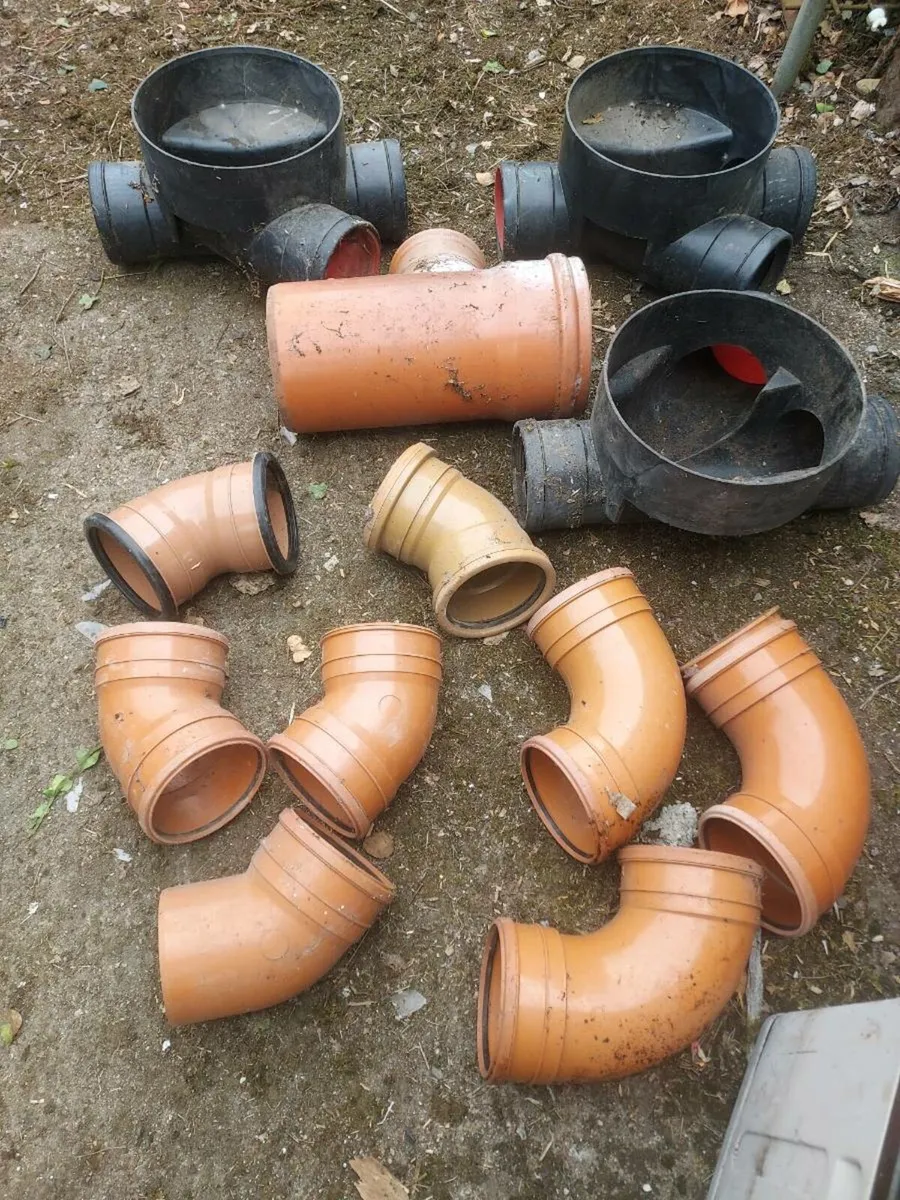 6 inch wavin chamber bases and fittings - Image 1
