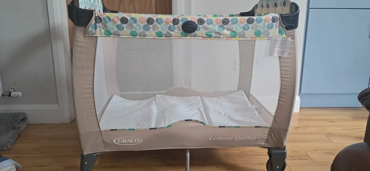Graco Travel Cot - Image 1