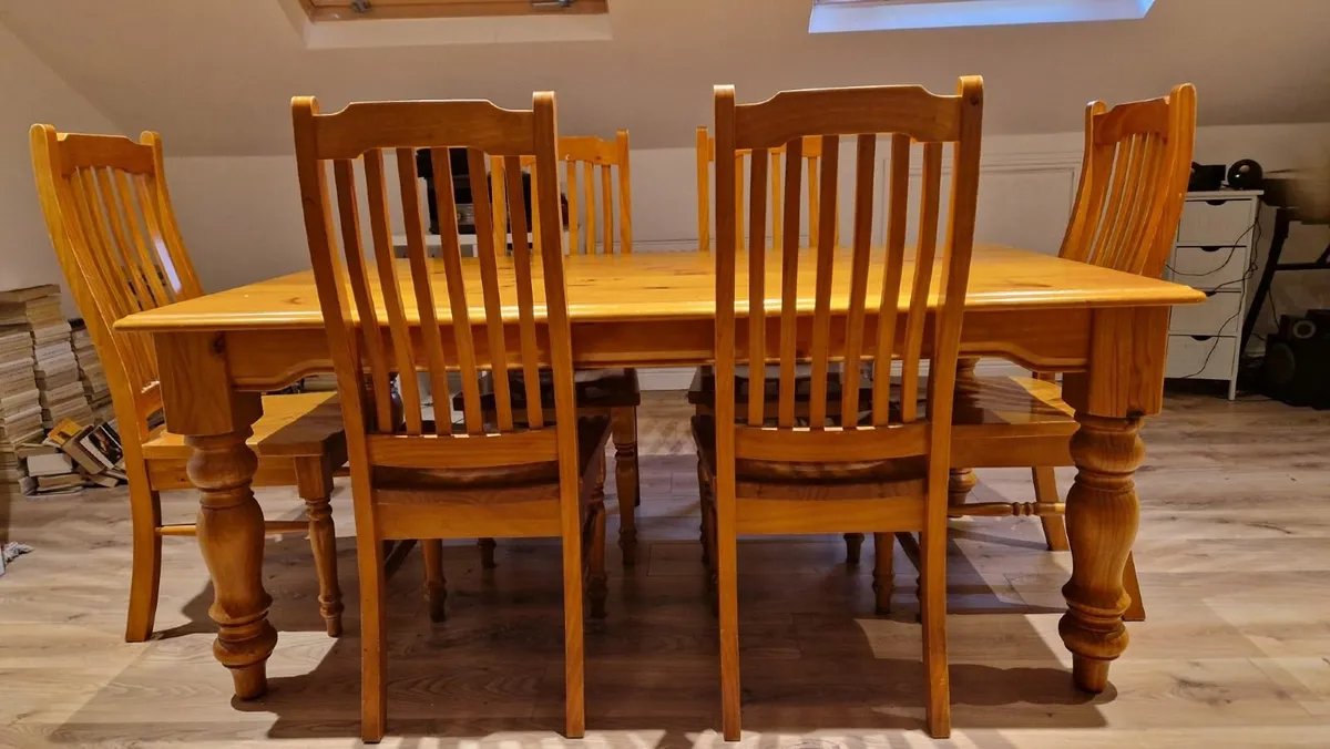 Dining table - Image 3