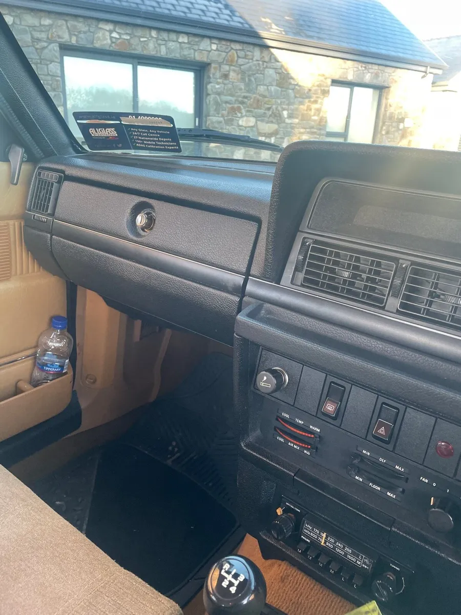 Car - Image 4