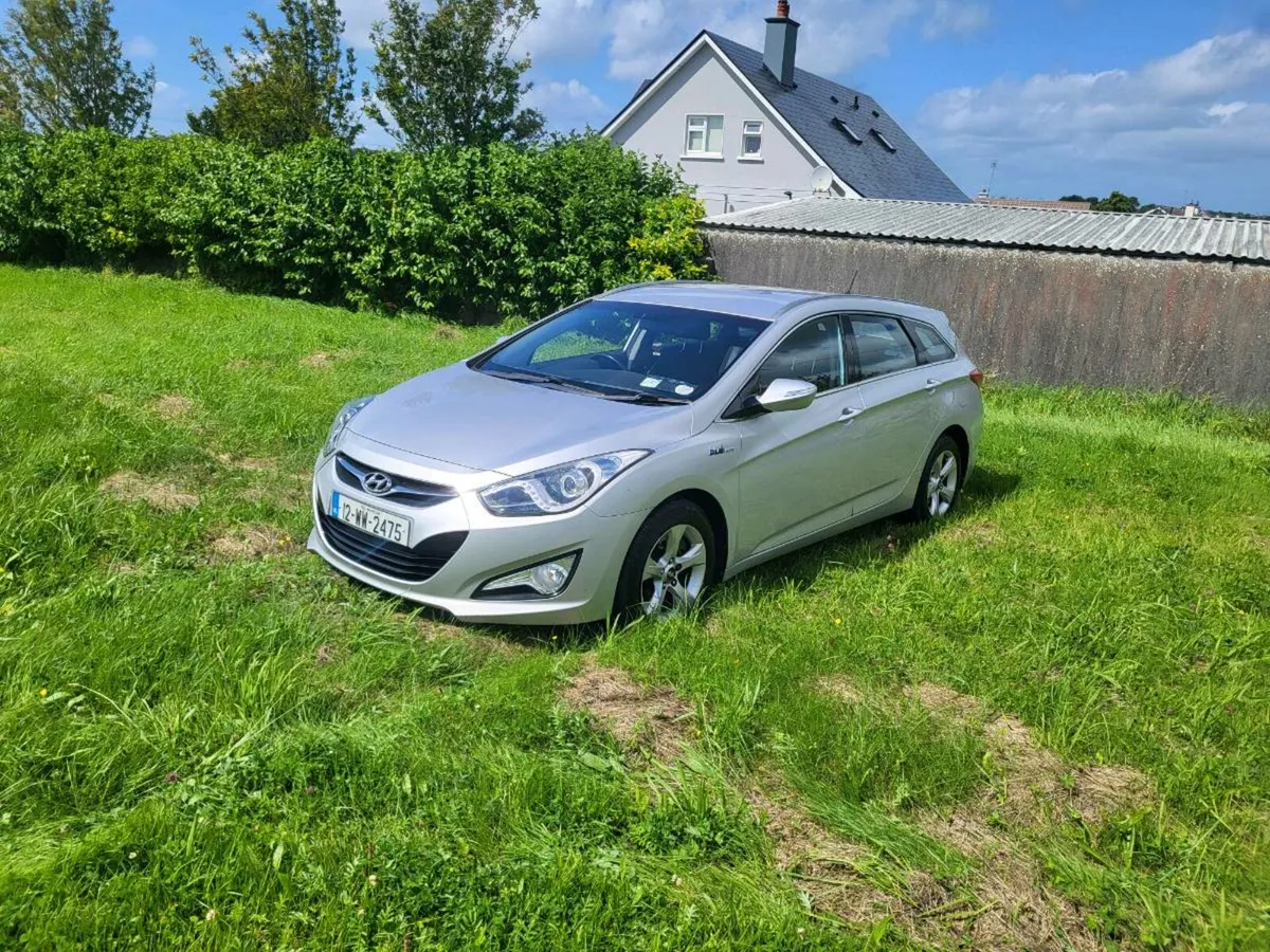 2012 Hyundai i40 1.7 diesel new nct - Image 3