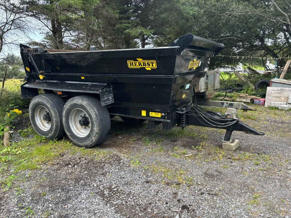 Dump trailer - Image 2