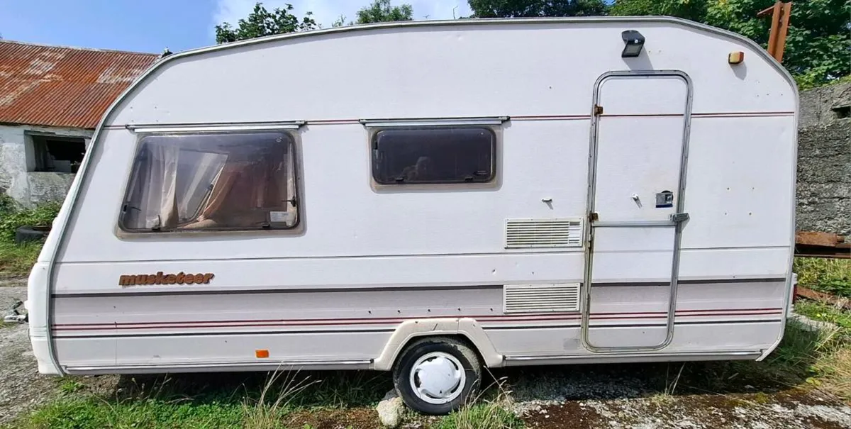 Caravan - Image 2