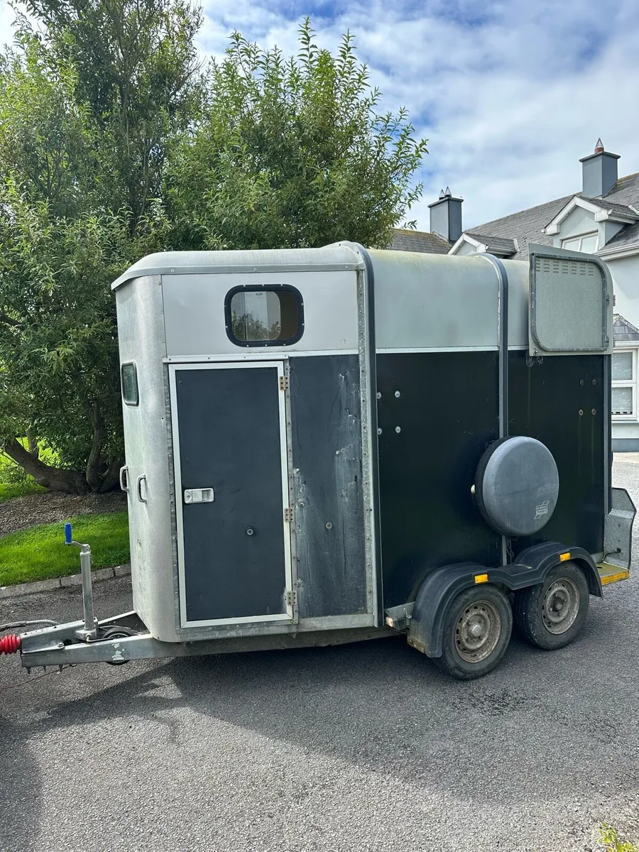Ifor Williams HB505 Classic - Image 1