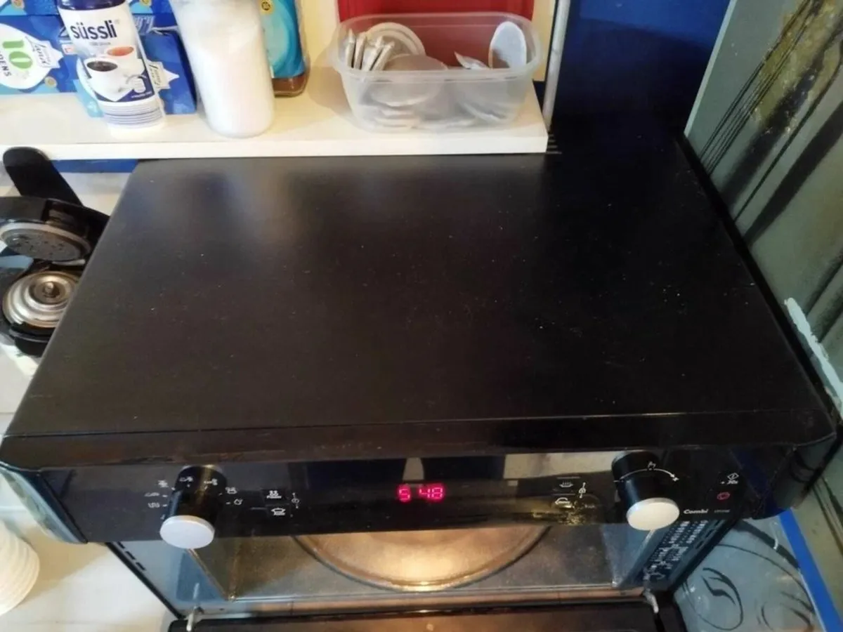 Samsung Combi Oven/Microwave 1370E Excellent - Image 4