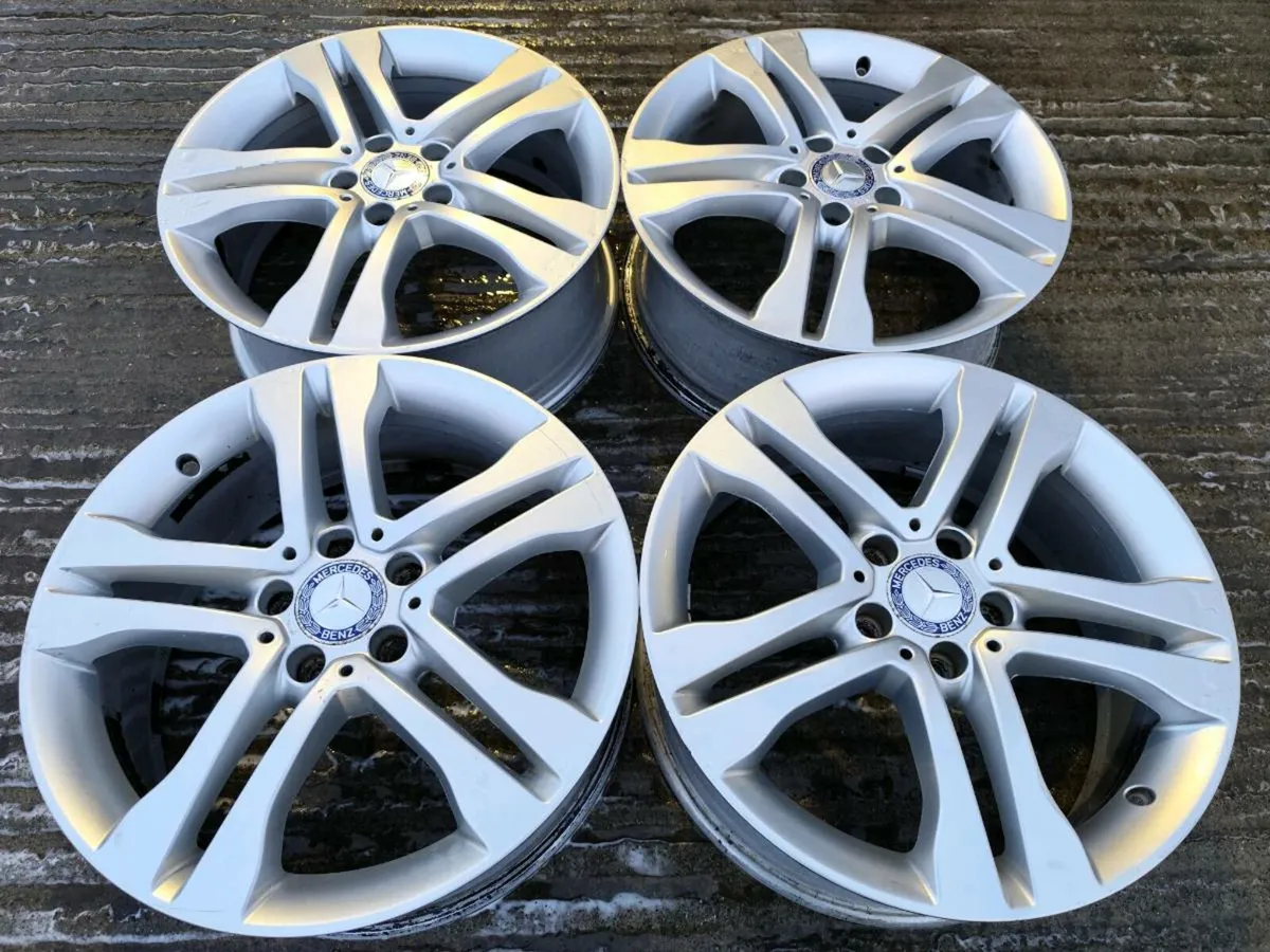 18" Mercedes alloy wheels - Image 1