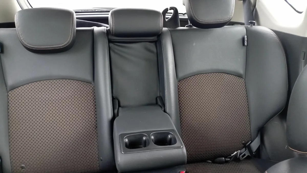 Nissan Note "Medalist" 1.2 5DR AUTOMATIC - Image 4