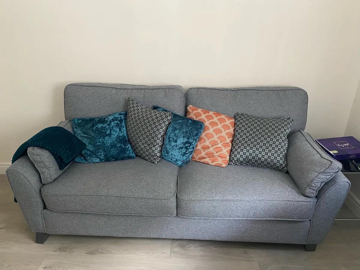 3 seater couch