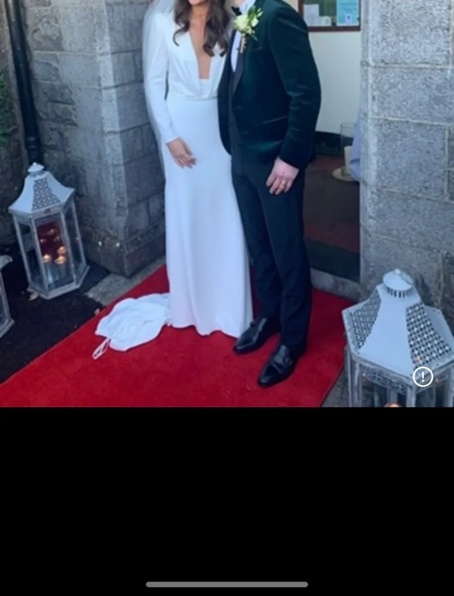 Wedding dress - Image 2