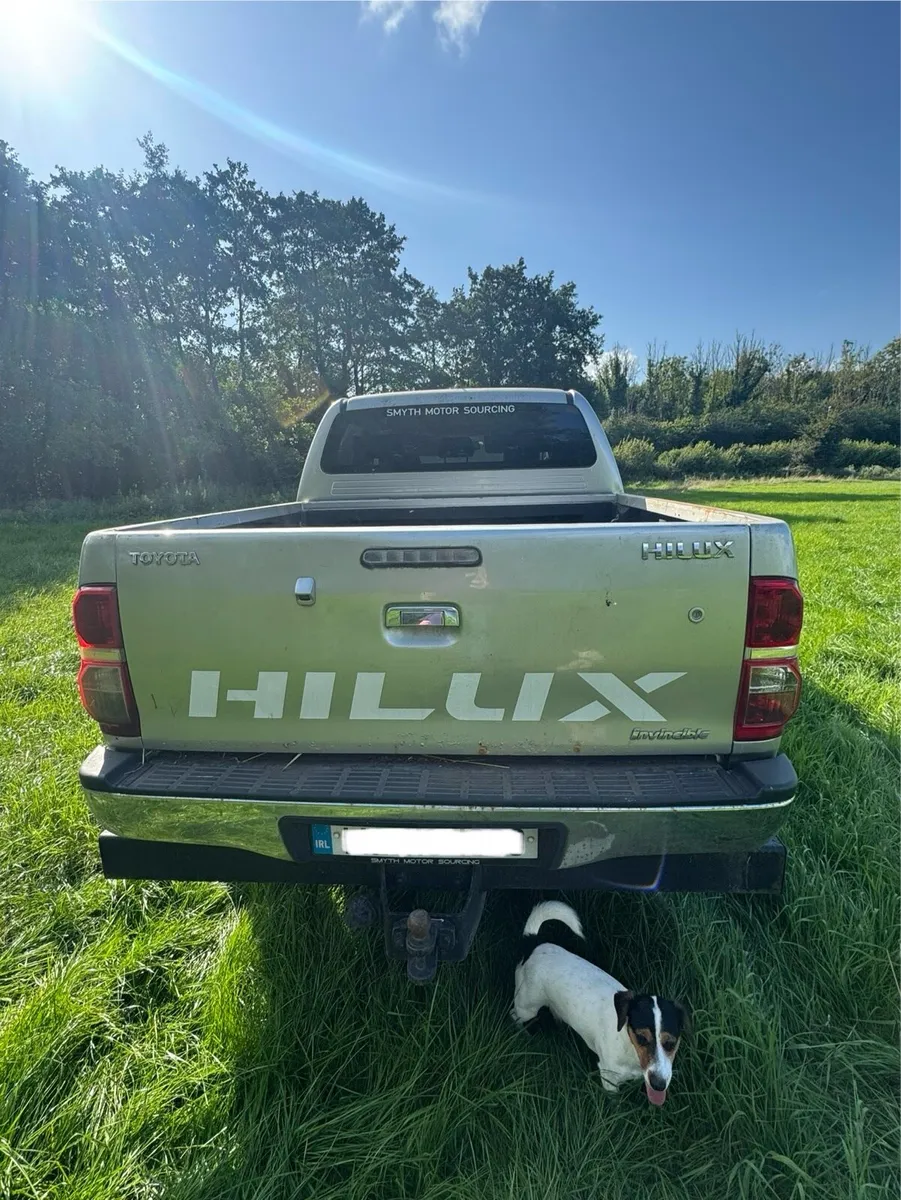 Toyota Hilux - Image 4