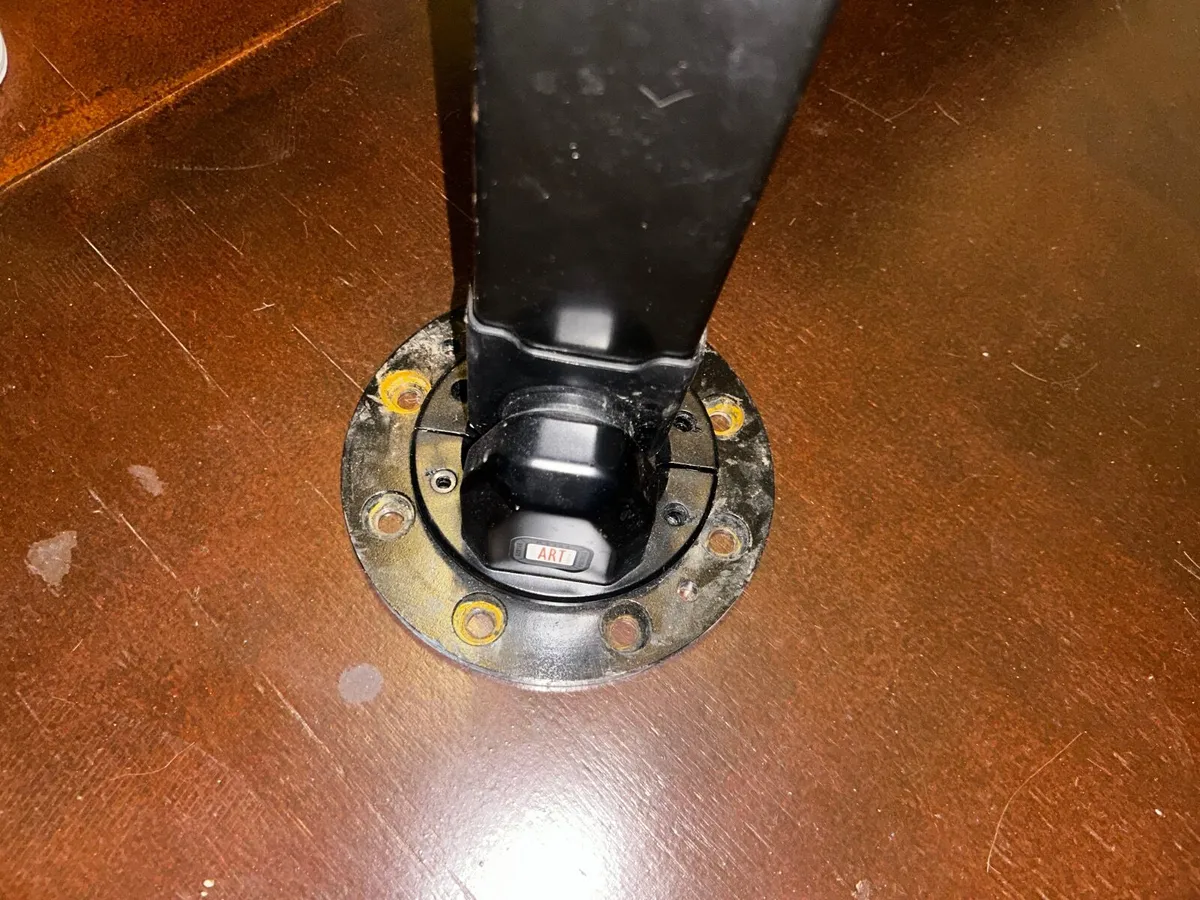 Hiplok AX1000, wall/floor anchor - Image 2