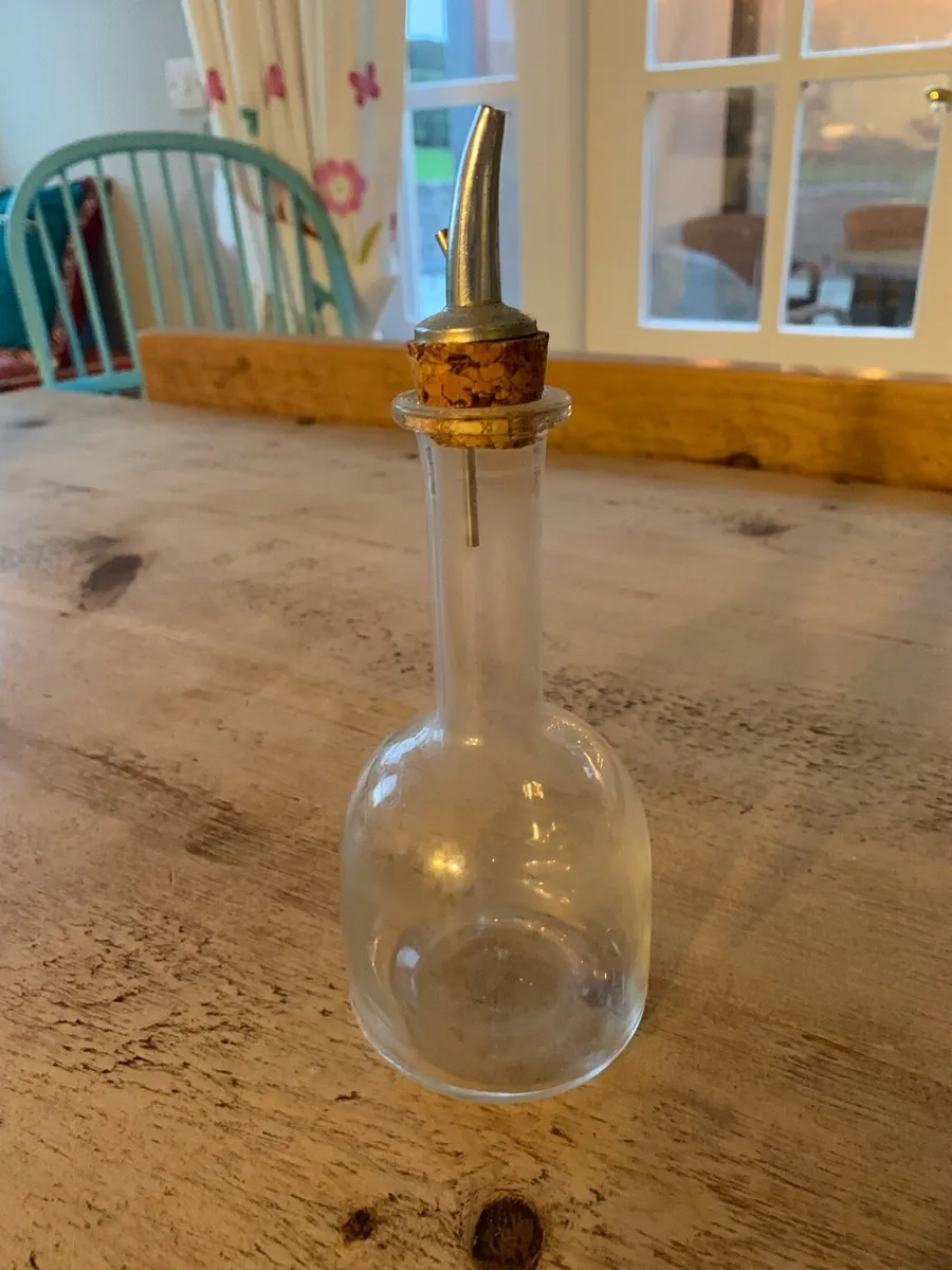Oil dispenser - Image 2