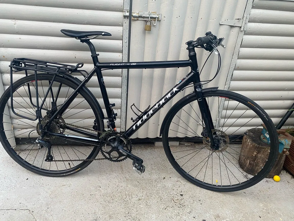 Ridgeback Hybrid 56cm Oil disc breaks 24 - Image 1