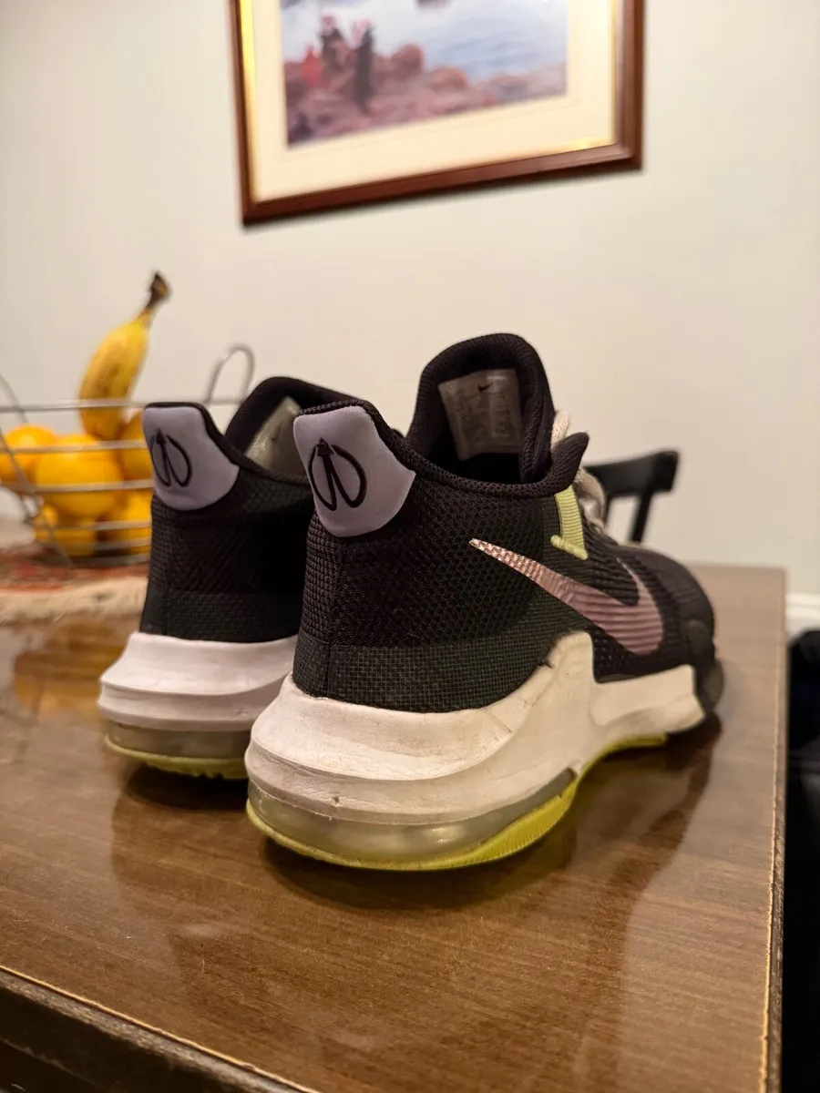 Nike Air Max Impact 4 Shoes - Image 1