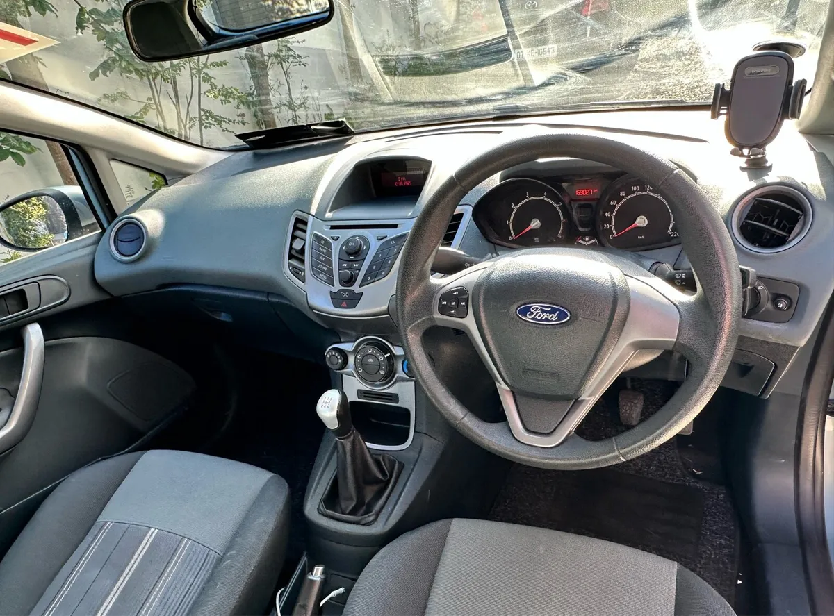 Ford feista - Image 4