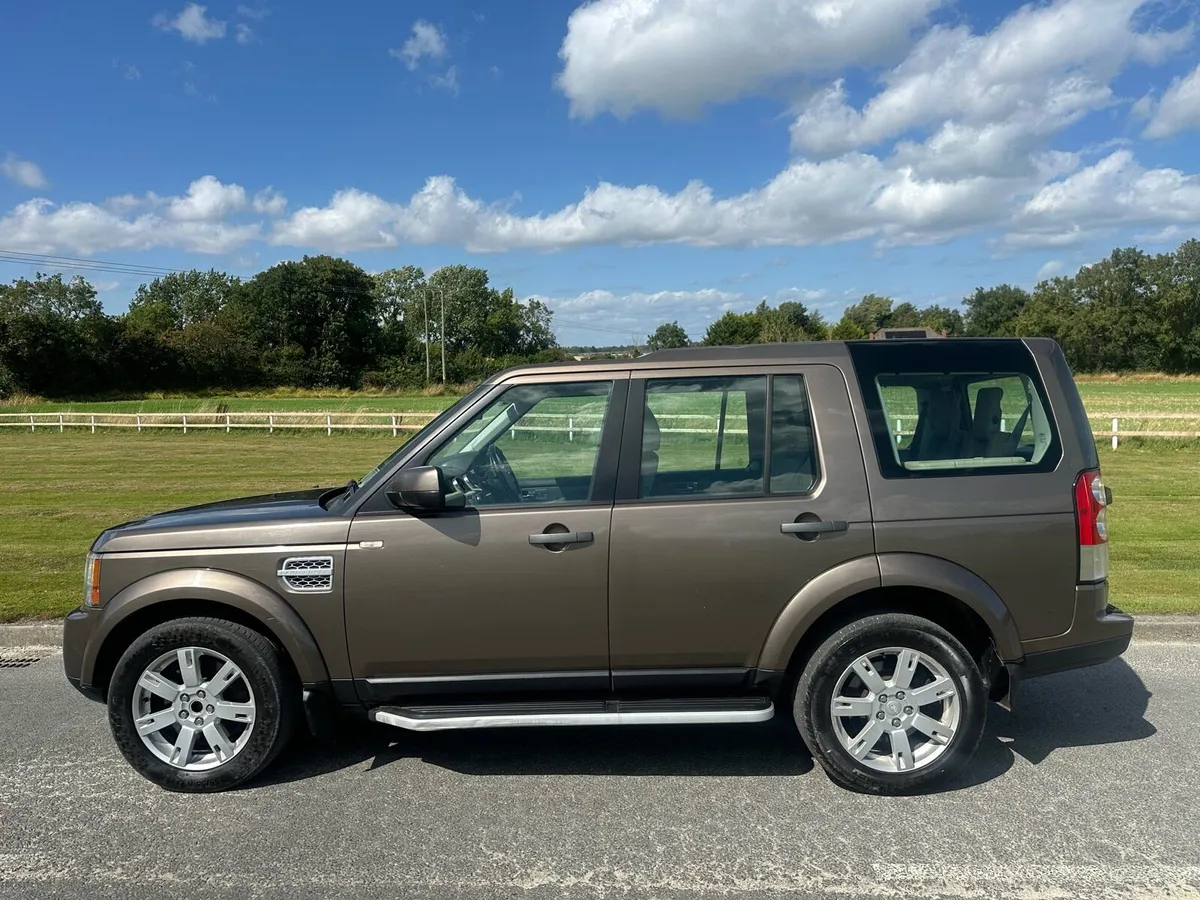 Land Rover Discovery Crewcab 2011 - Image 3