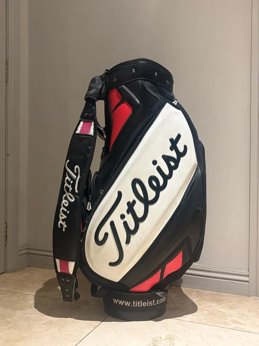 Titleist Tour Bag - Image 1