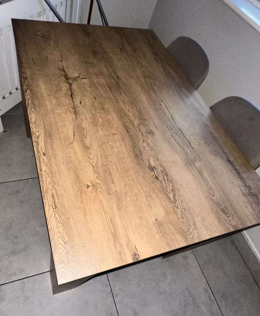 Kitchen table - Image 3