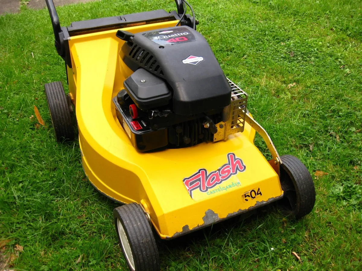 Castlegarden Mower 4HP Briggs & Stratton Engine. - Image 3