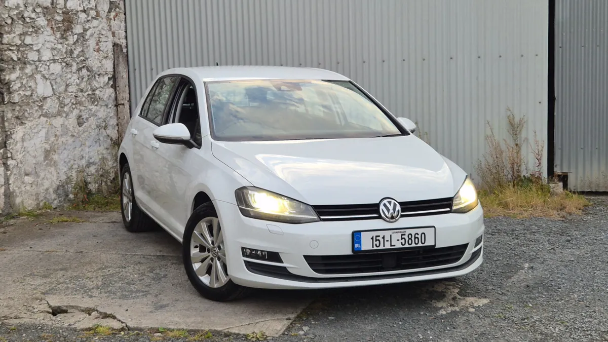 Volkswagen Golf Comfortline 1.2TSI 110hp DSG Auto - Image 1