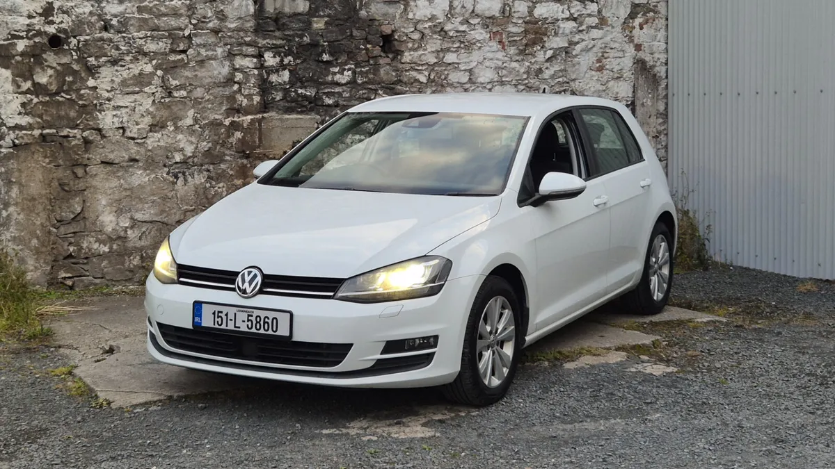 Volkswagen Golf Comfortline 1.2TSI 110hp DSG Auto - Image 3