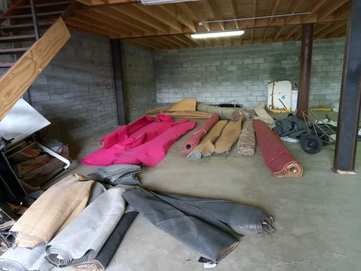 Free carpet and lino