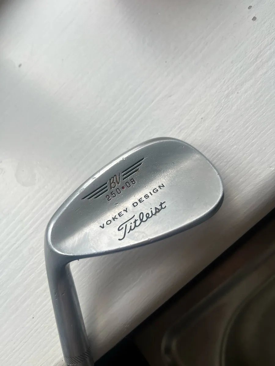 Titleist Vokey 50 degree wedge - Image 4