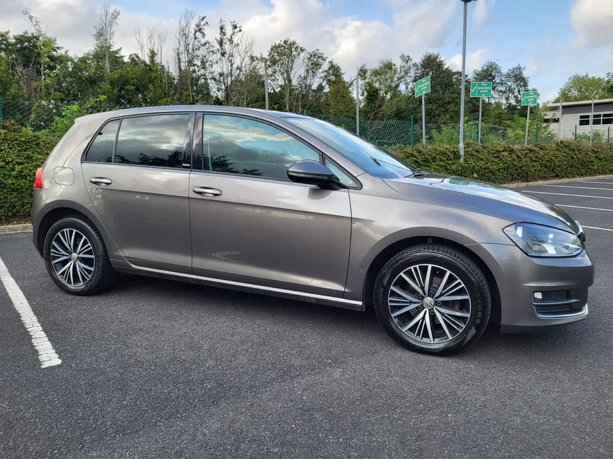 2017 VOLKSWAGEN GOLF ALLSTAR 1.2 TSI AUTO SUNROOF - Image 1