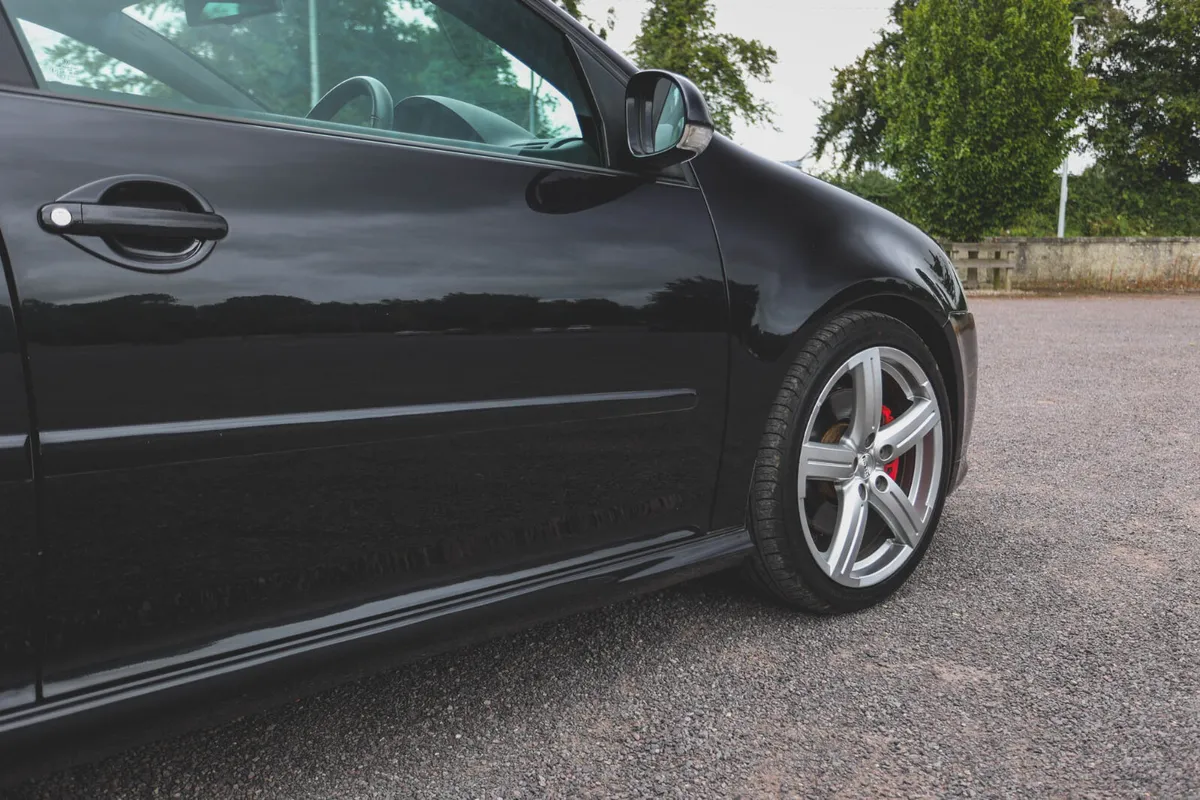 2009 Volkswagen Golf GTI Pirelli Edition - Image 3