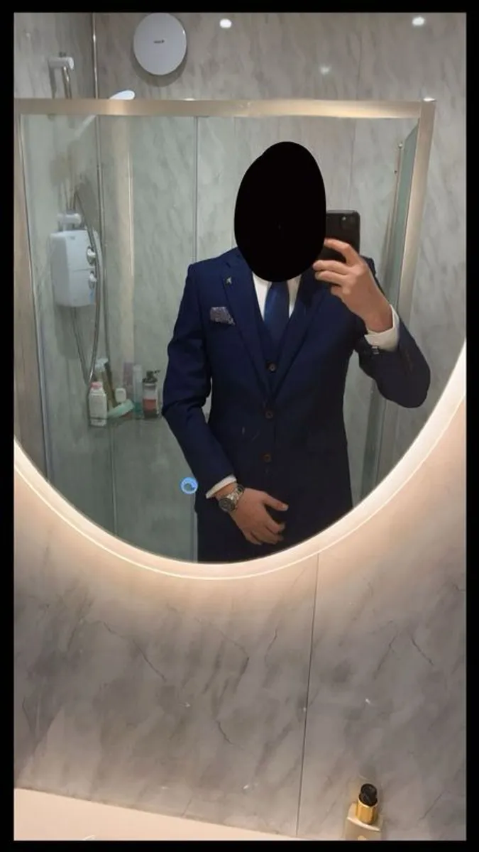 Limited edition Herbie and Frogg men's 3 piece suit - Image 3