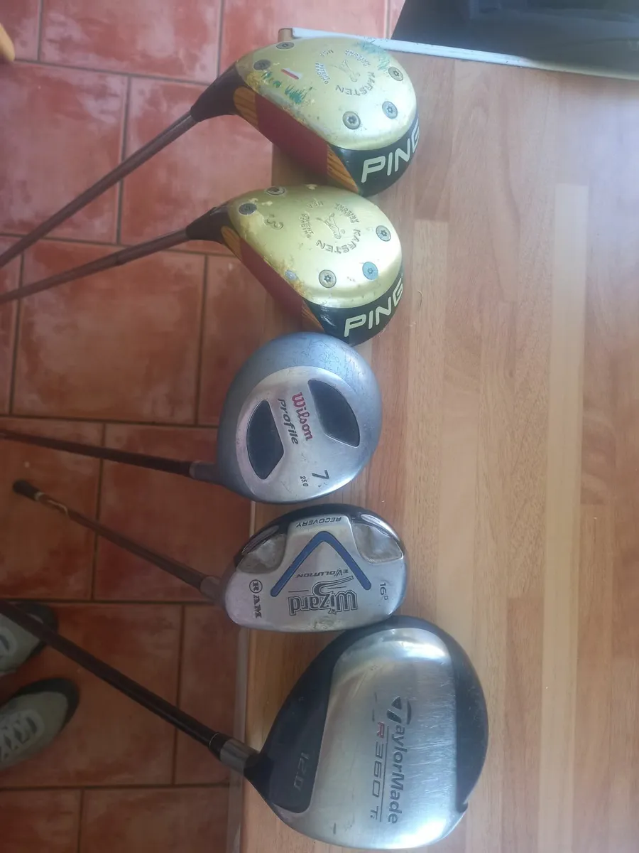 Golf clubs, bag and trolley - Image 3