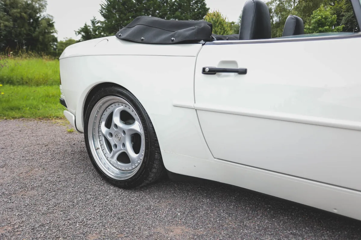 1989 Porsche 944 S2 Cabriolet - Image 4