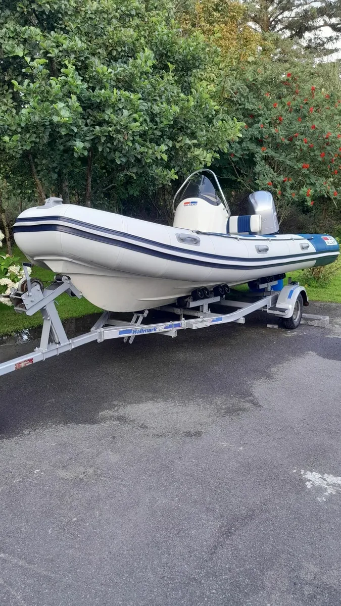 Valiant V 520 - Image 1