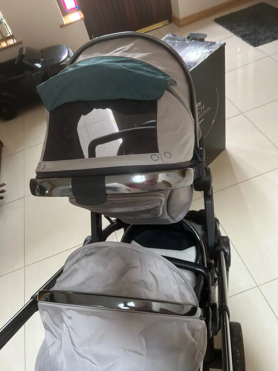 Icandy peach complete buggy system - Image 4