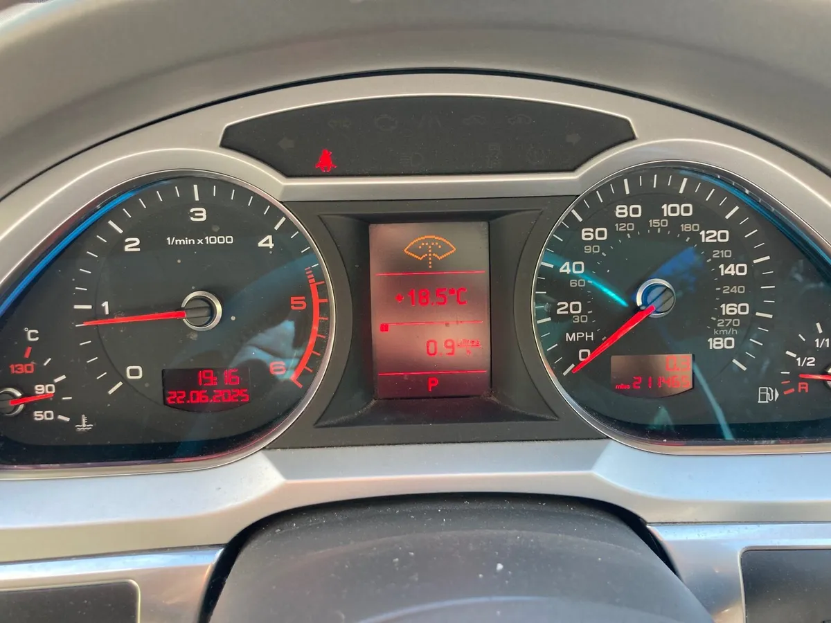 Audi A6 2009 - Image 3