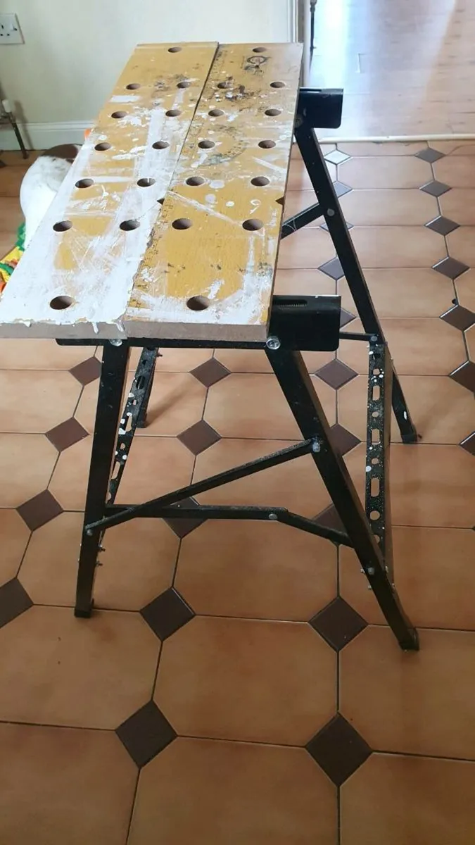 Portable work bench - Image 2