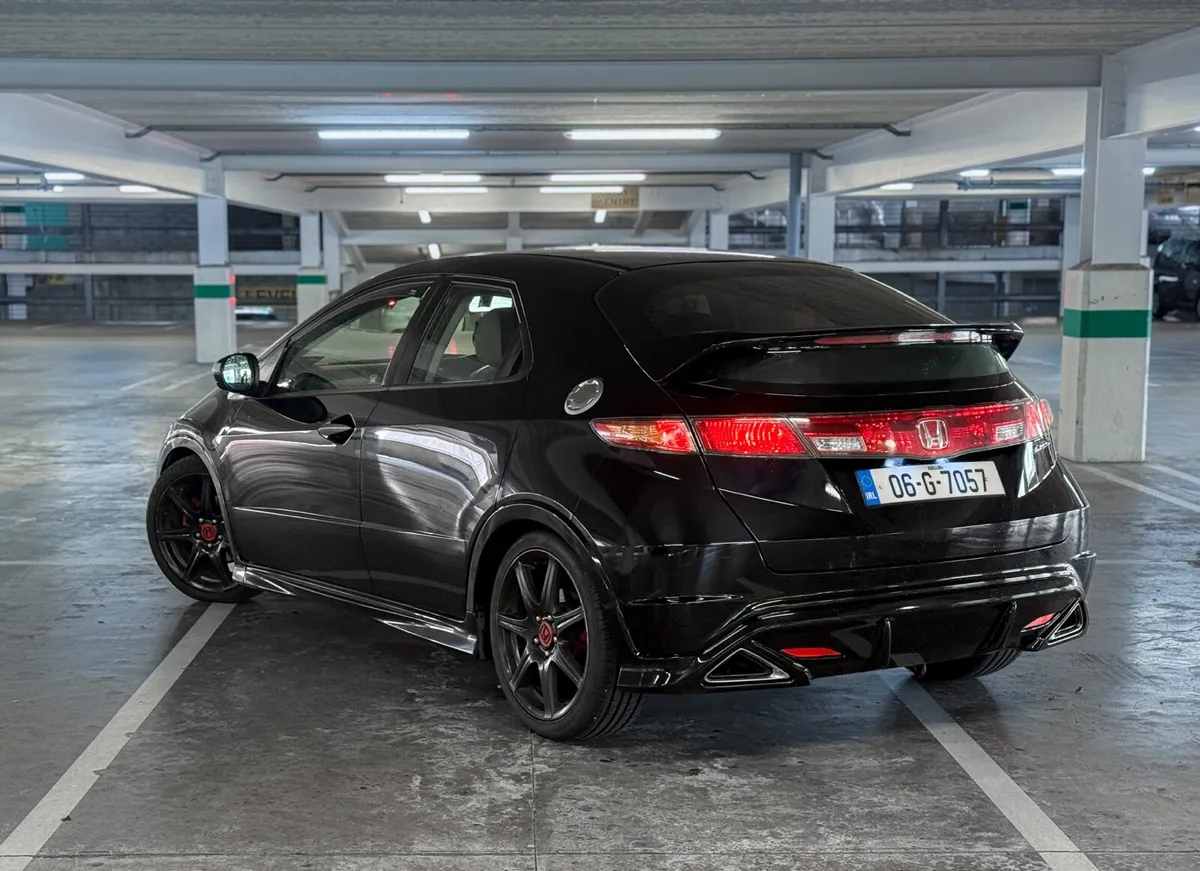 Honda Civic - Image 2