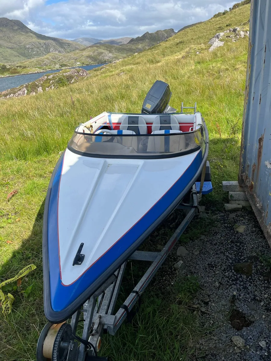 Speed boat - Image 1