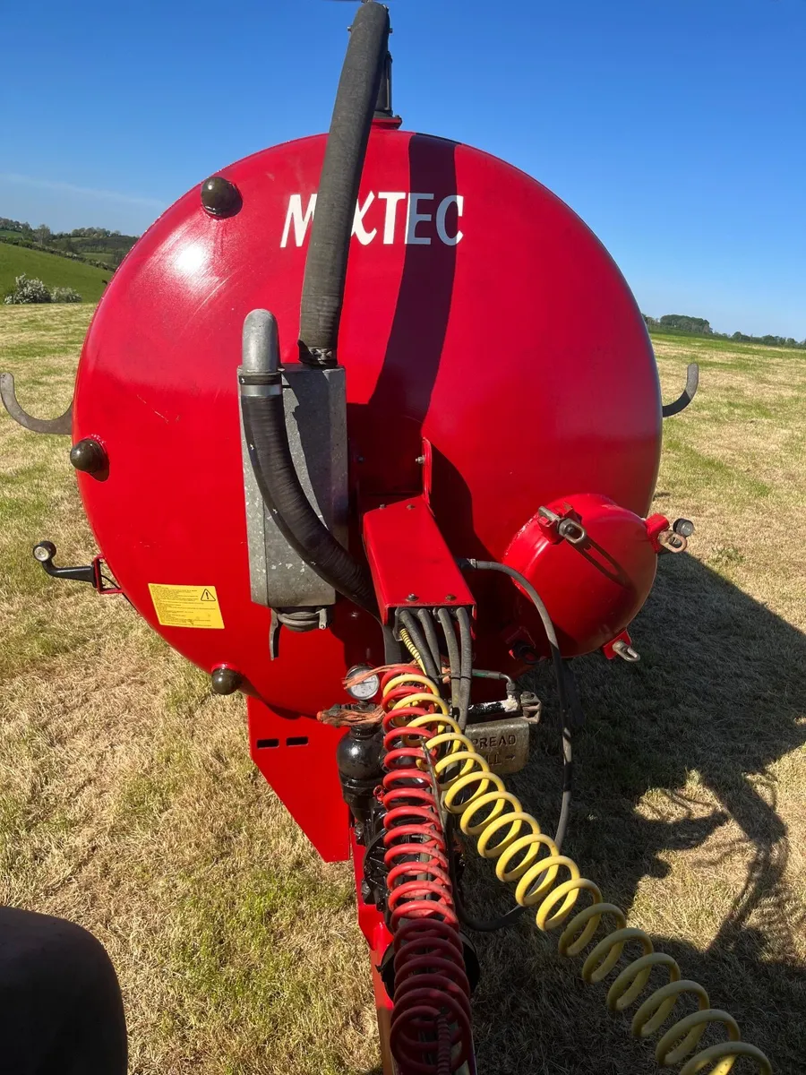 Slurry tanker - Image 3