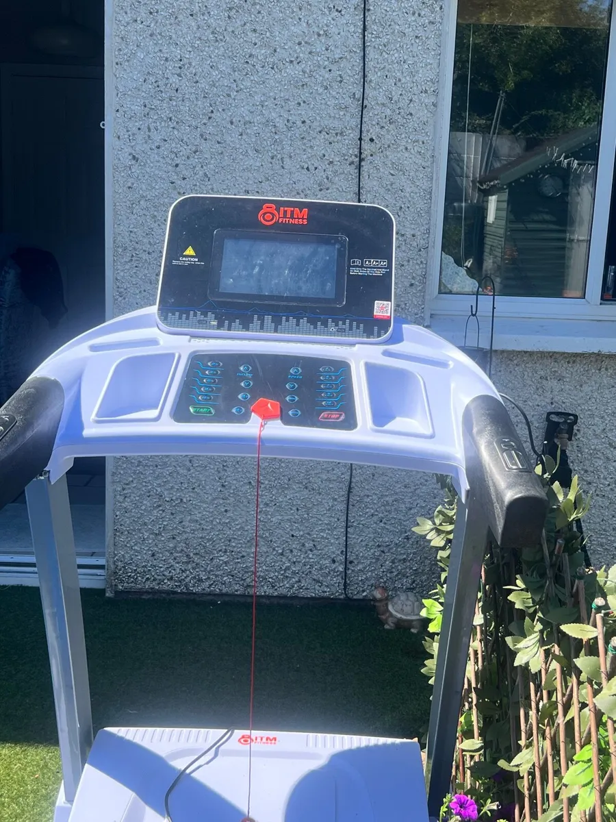 Treadmill - Image 3