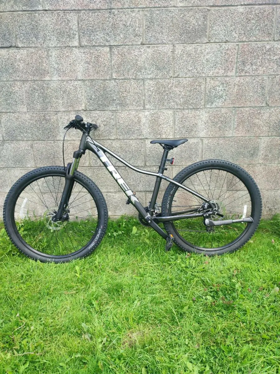 Trek marlin 4 mountain bike - Image 1