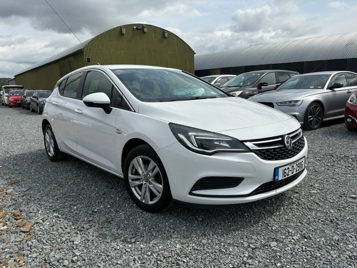 2016 Vauxhall Astra Techline ONLY 98,100 KM - Image 1