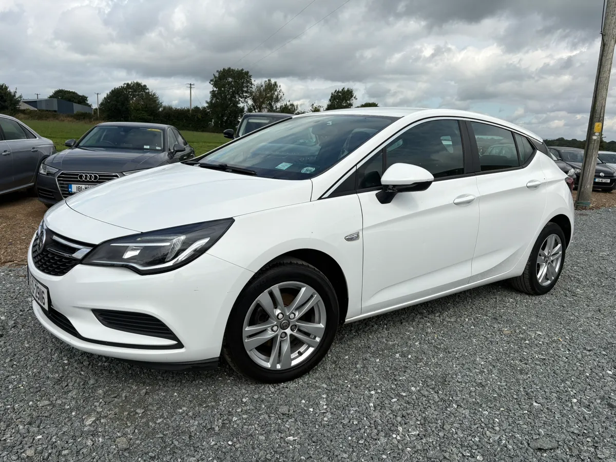 2016 Vauxhall Astra Techline ONLY 98,100 KM - Image 4