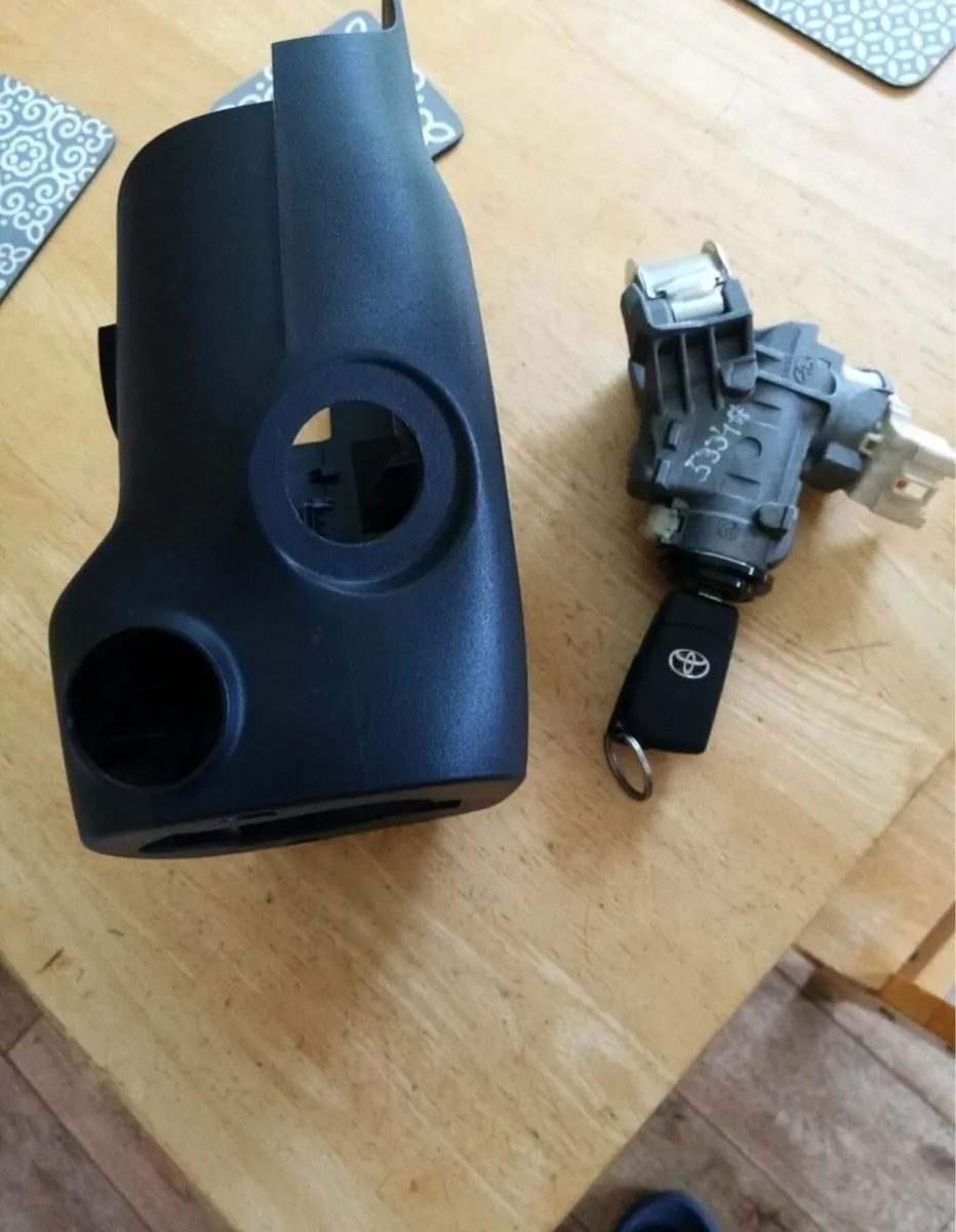 Ignition Toyota Vitz - Image 3