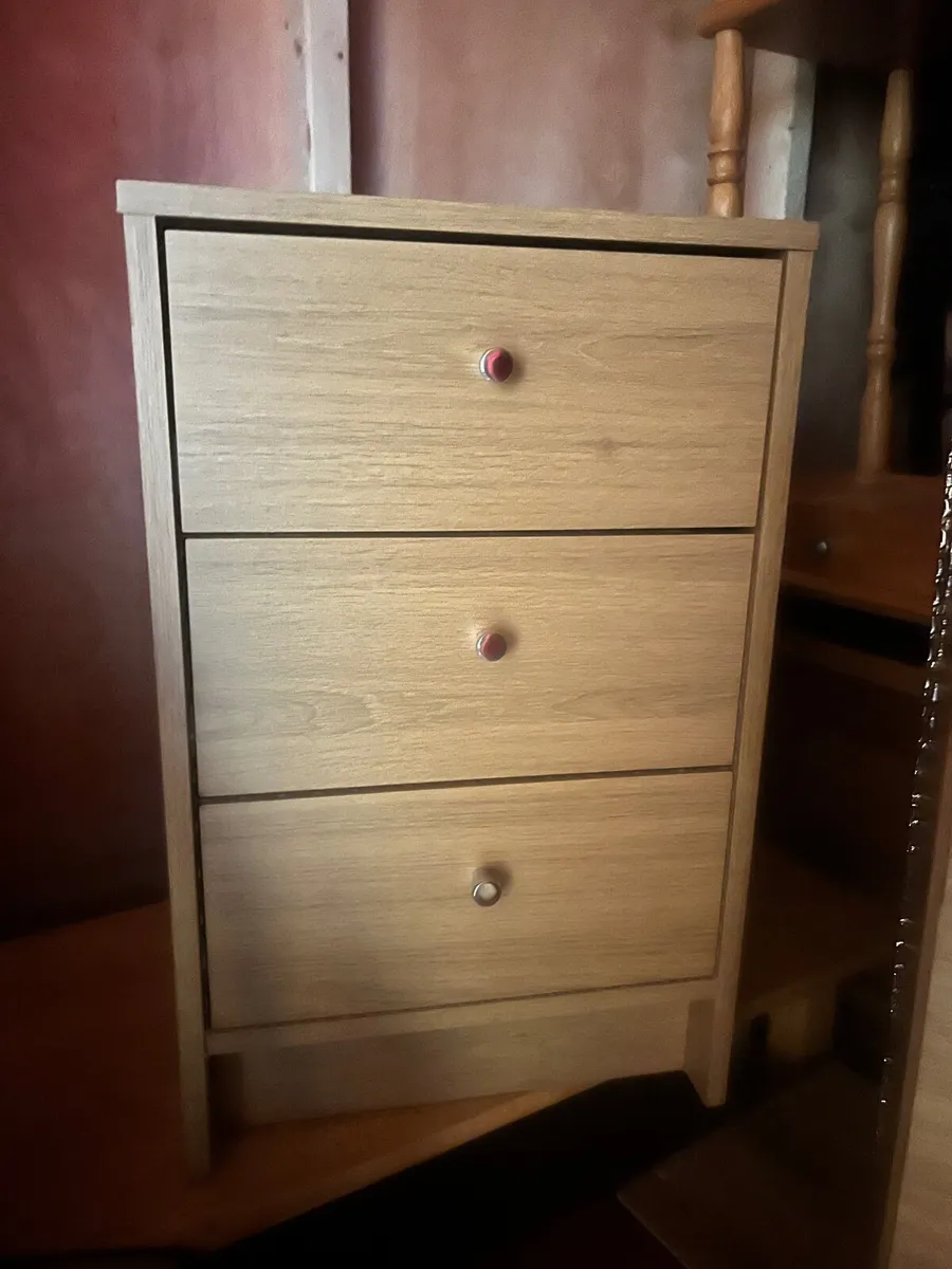 Oak Lockers 2 - Image 2