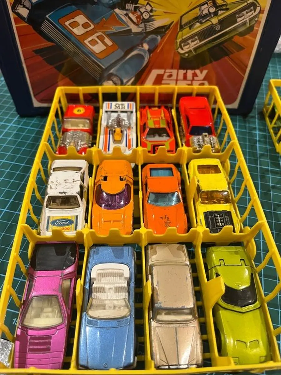 Lesney Matchbox Diecast SUPERFAST Series  1970' with case - Image 3