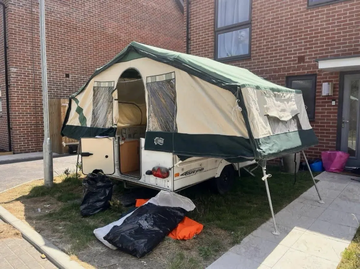 2006 Conway Countryman Trailer Tent And Full Awnin - Image 1