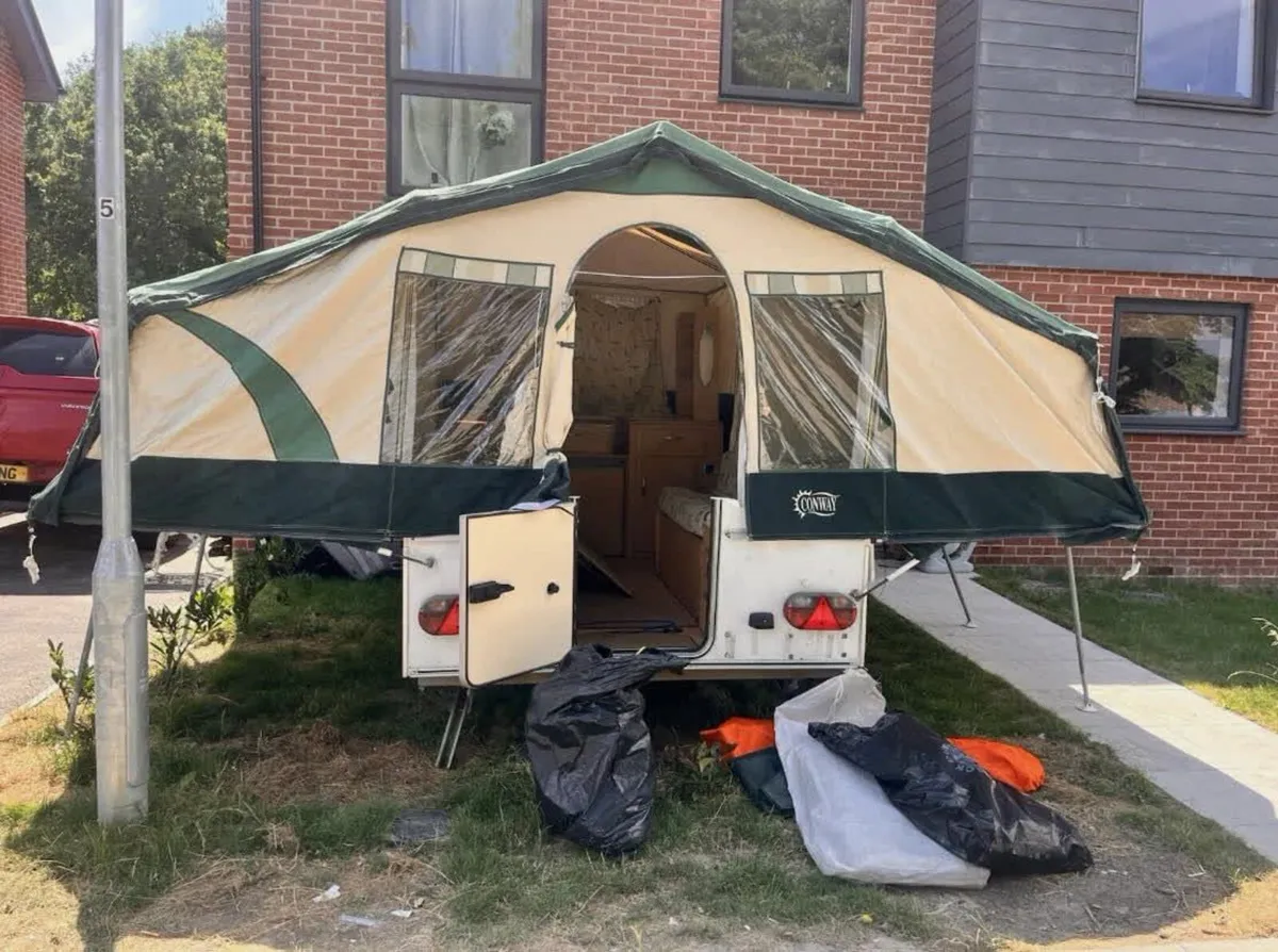 2006 Conway Countryman Trailer Tent And Full Awnin - Image 2